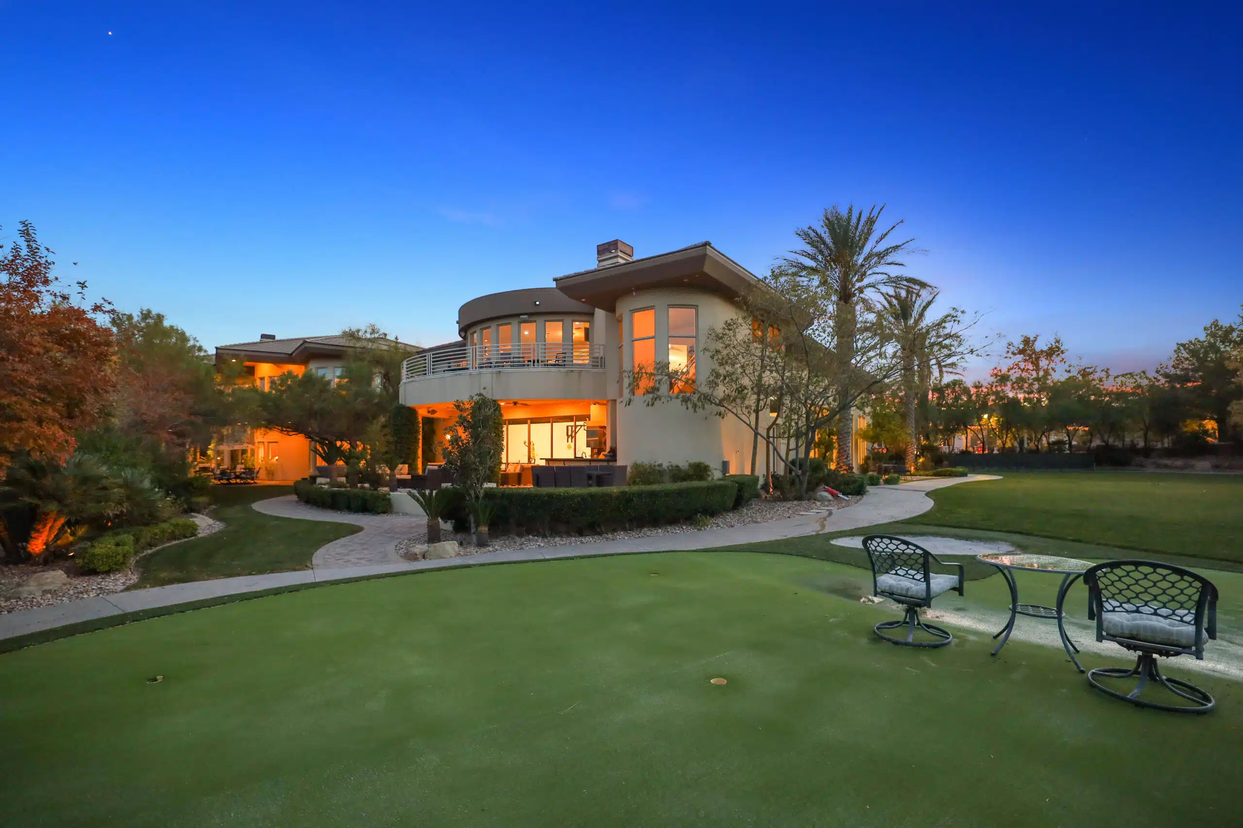 Outdoor Commercial Real Estate Photos